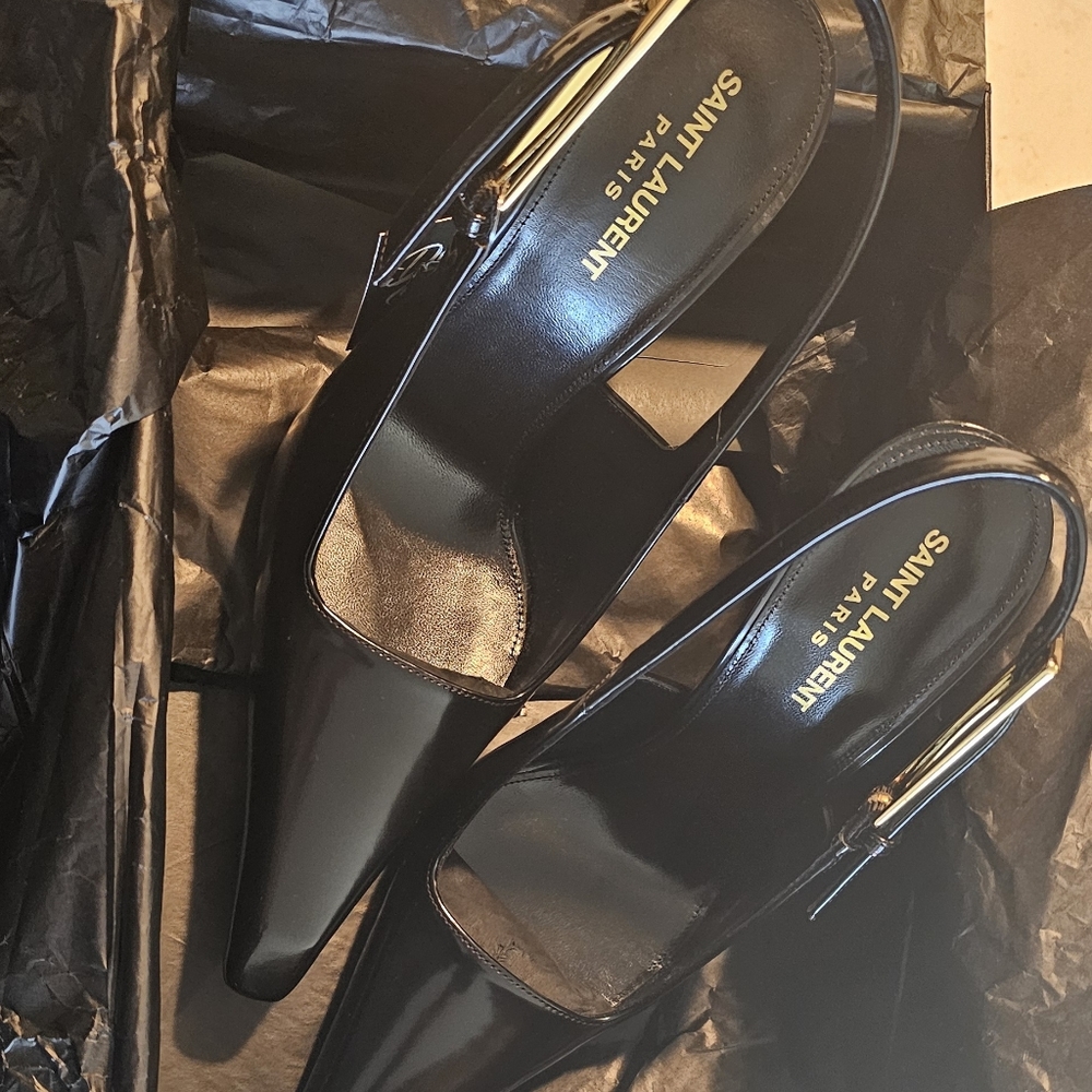 Saint Laurent Black Leather Lee Slingback